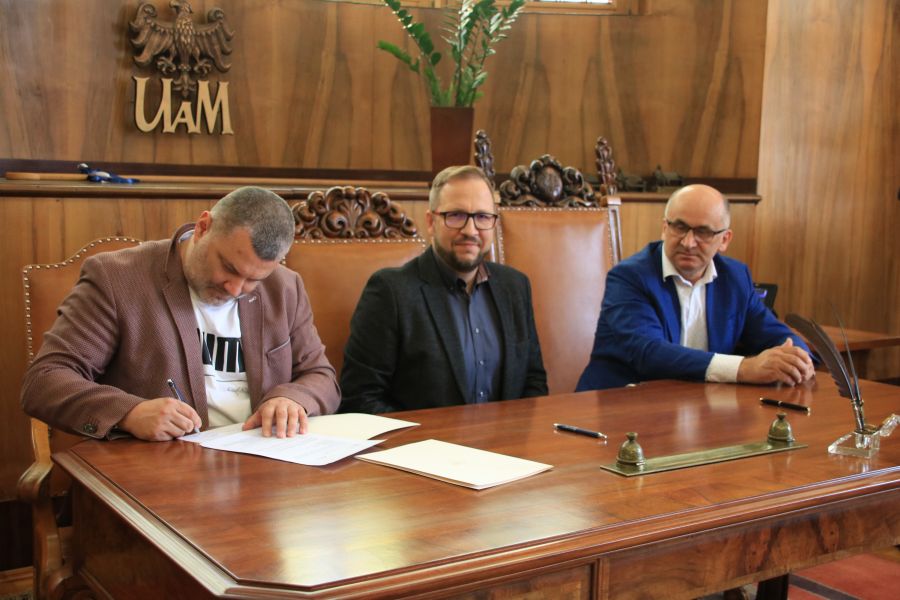 Gabinet JM Rektor - podpisanie umów o współpracy